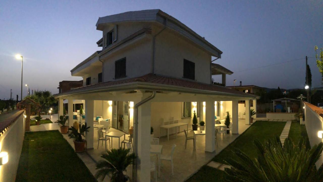 Invilla Bed&Breakfast - Quality Rooms Santa Maria di Castellabate Exterior foto