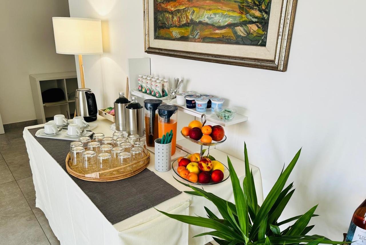 Invilla Bed&Breakfast - Quality Rooms Santa Maria di Castellabate Exterior foto